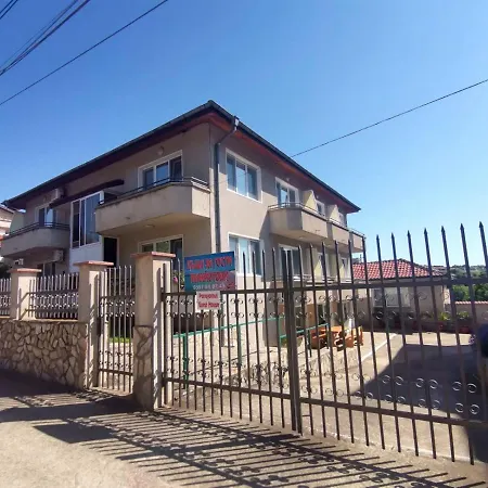 Guest house Panayotovi