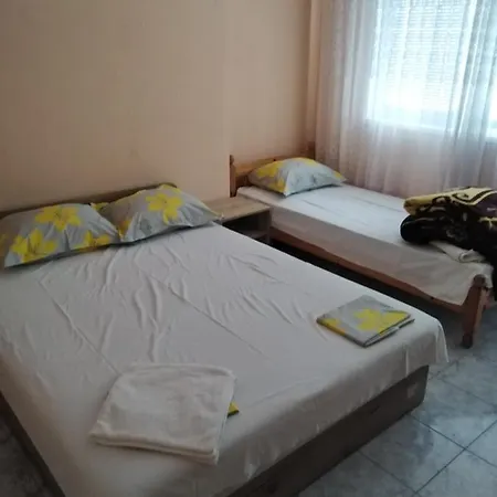 Guest house Panayotovi *