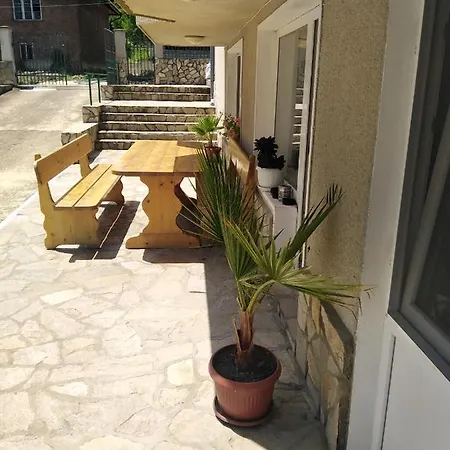 Panayotovi Guest house *